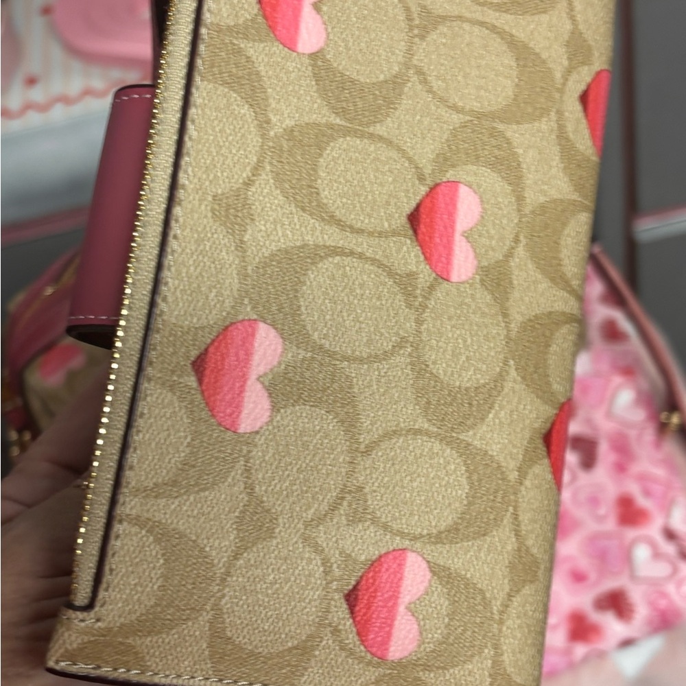 Coach Tan and Pink Heart Print  Rowen Satchel and matching wallet - Picture 2 of 8